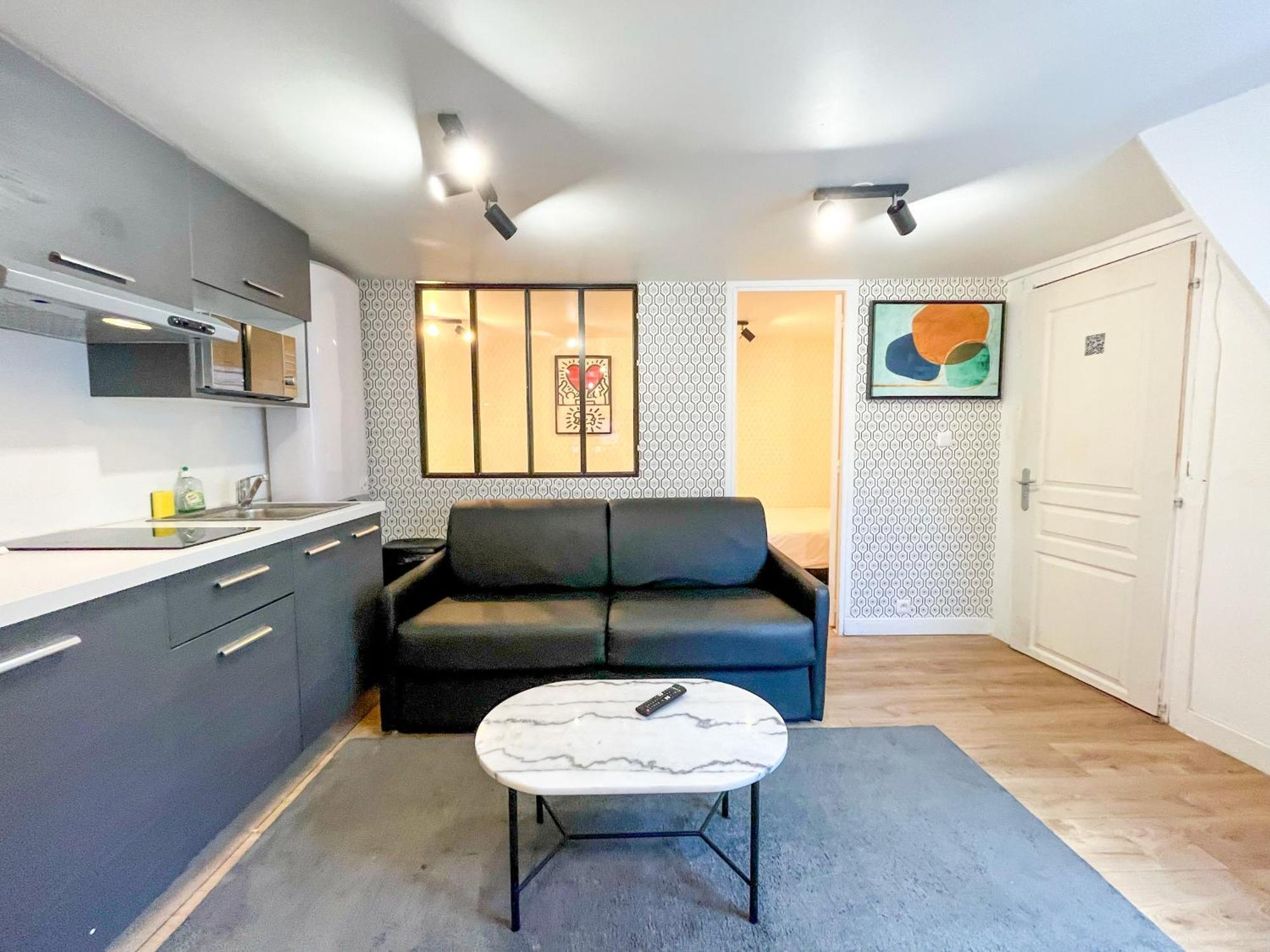 Urban Flat 150 - Pretty Flat In Center Of *