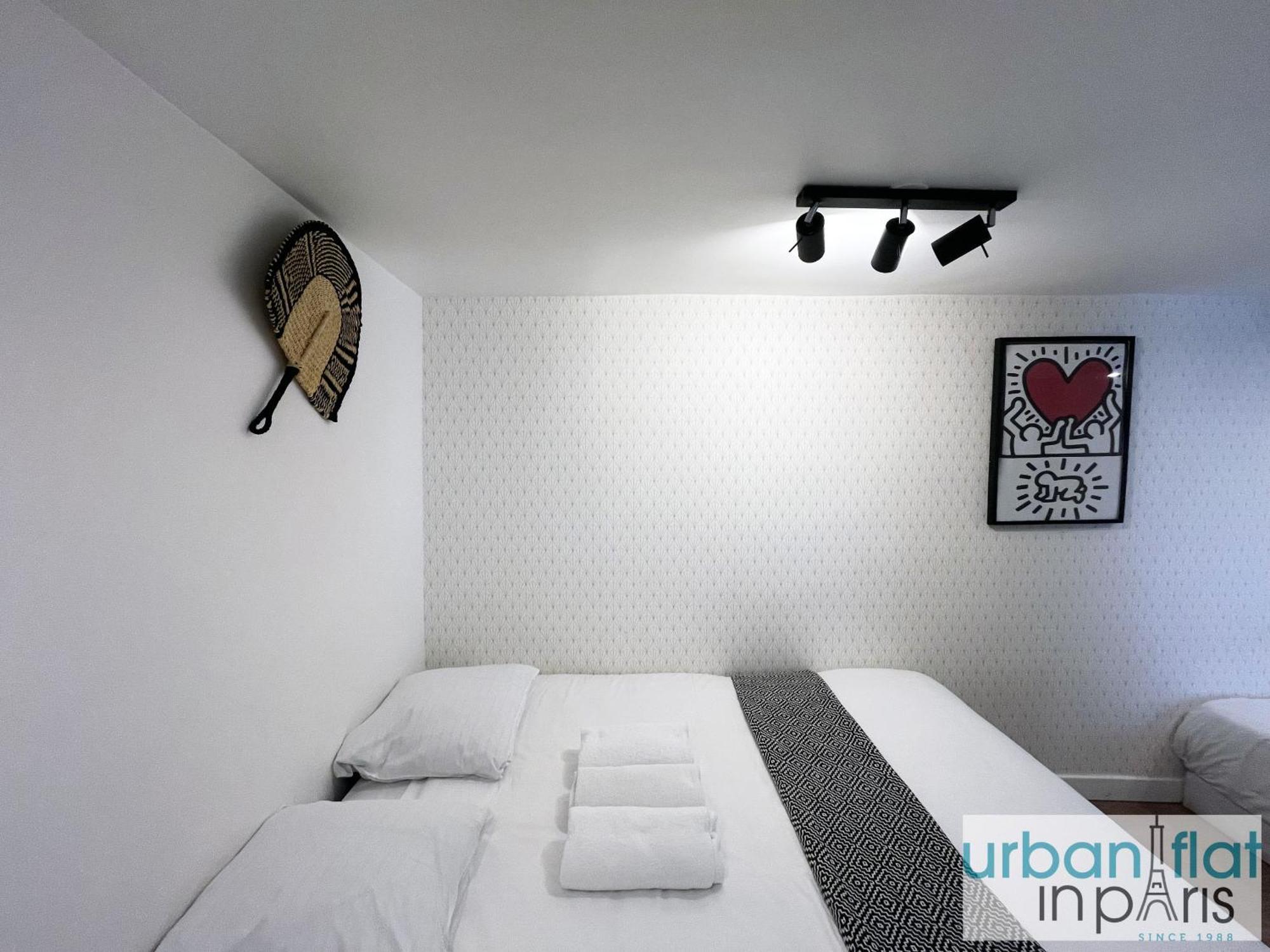 Urban Flat 150 - Pretty Flat In Center Of Apartment